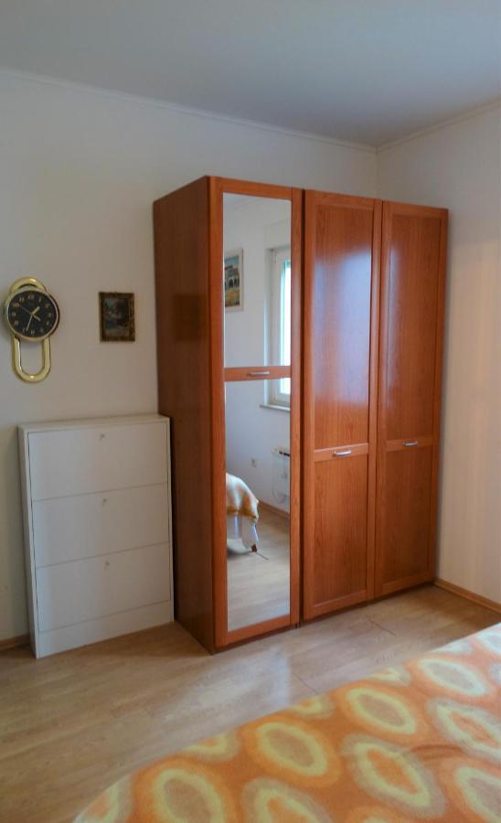 Apartman Crikvenica 30214 - Zulich Exterior foto